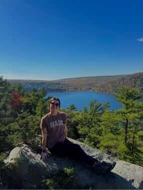 Meet your Posher, Laura